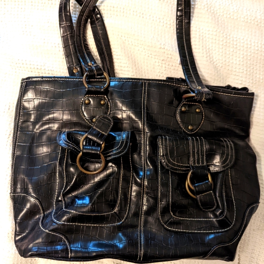 Black 1 compartment shoulder bag